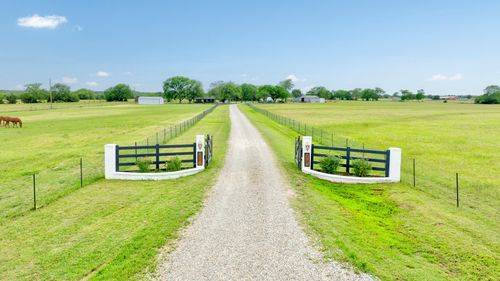 3781 Fm 151, Whitewright, TX, 75491-8603 | Card Image