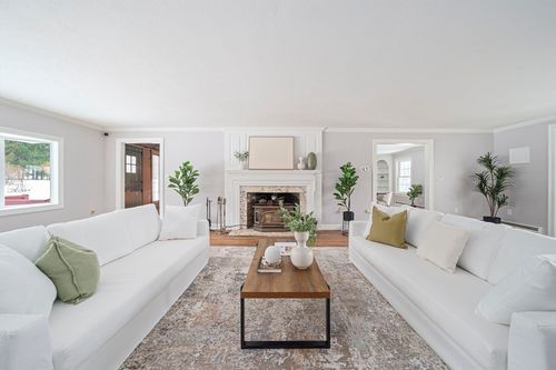 8 Conway Lane, Foxboro, MA, 02035 | Card Image