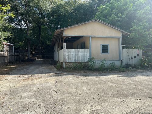 189 Placid Cove Dr, New Braunfels, TX, 78130-8950 | Card Image