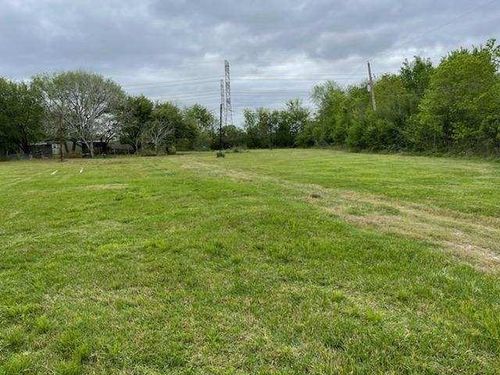 6602 Clara Ln, Rosharon, TX, 77583-3660 | Card Image