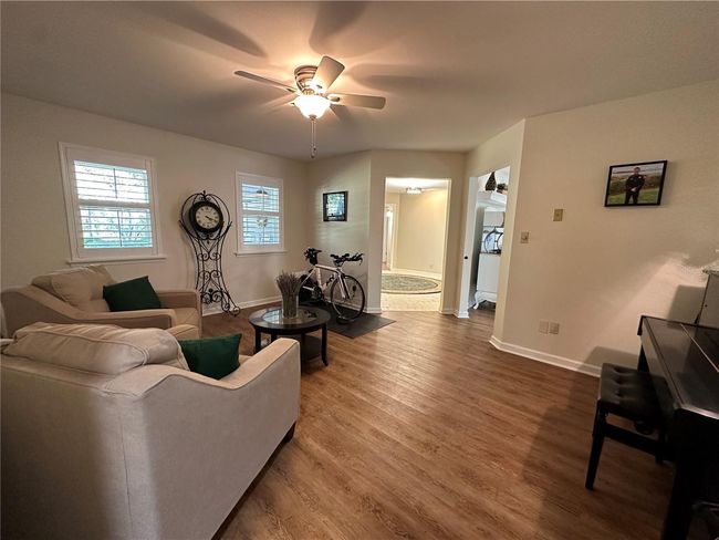 FORMAL LIVING ROOM / FLEX ROOM | Image 34