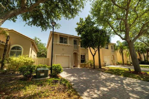 4462 Lake Tahoe Cir, West Palm Beach, FL, 33409-7854 | Card Image
