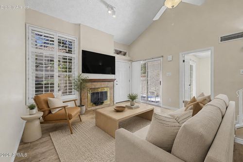 2023-1717 E Union Hills Dr, Phoenix, AZ, 85024-3035 | Card Image
