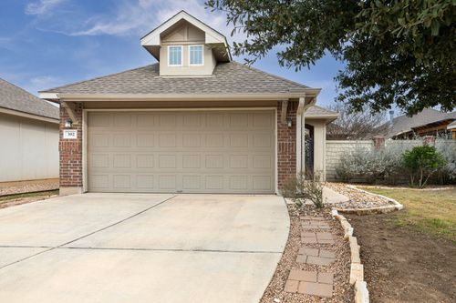 392 Tilly Ln, Buda, TX, 78610-5061 | Card Image