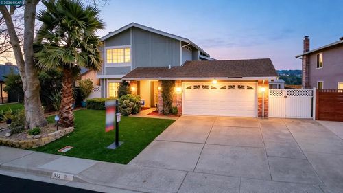 922 922 Coral Dr, Rodeo, CA, 94572 | Card Image