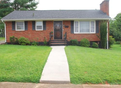 1017 Randolph Ln, Lynchburg, VA, 24502-1526 | Card Image