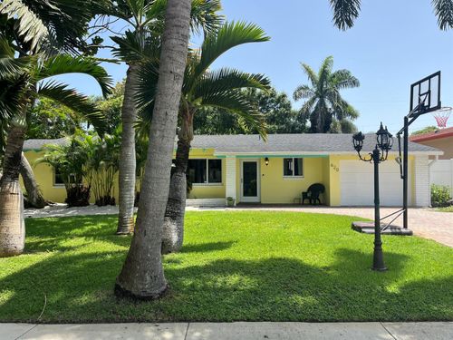 620 Ne 9th Ave, Boynton Beach, FL, 33435-3210 | Card Image