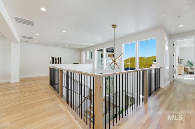 5813 E Marmount Ct, House other with 5 bedrooms, 5 bathrooms and 4 parking in Boise ID | Image 42