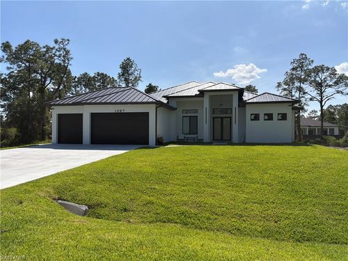 1207 Magnolia Ave, Lehigh Acres, FL, 33972-8569 | Card Image