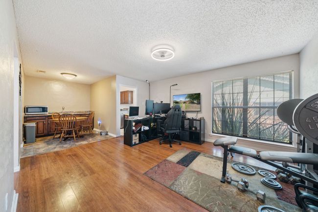Den or office space | Image 24