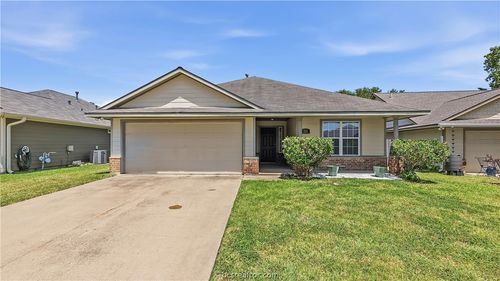 921 Windmeadows Dr, College Station, TX, 77845-5385 | Card Image