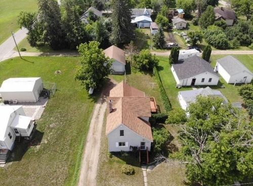 317 Minnesota Ave E, Sebeka, MN, 56477-5001 | Card Image