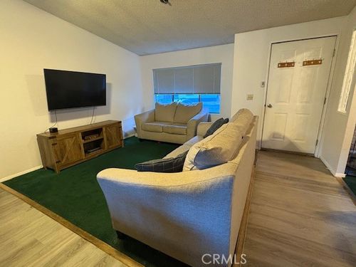 42-100 Ski Trl, Mammoth Lakes, CA, 93546-6109 | Card Image