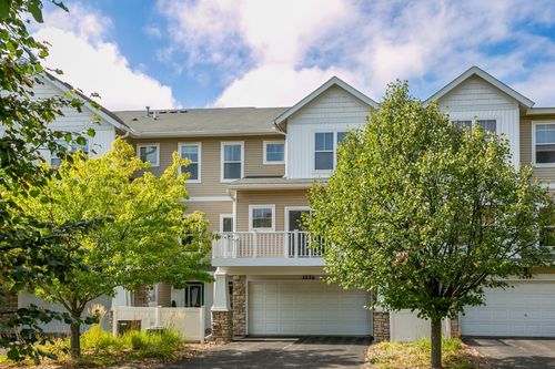 2686 New Century Pl E, Maplewood, MN, 55119-6026 | Card Image