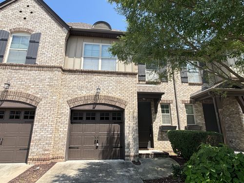 115 Ambassador Pvt Cir, Hendersonville, TN, 37075-2491 | Card Image