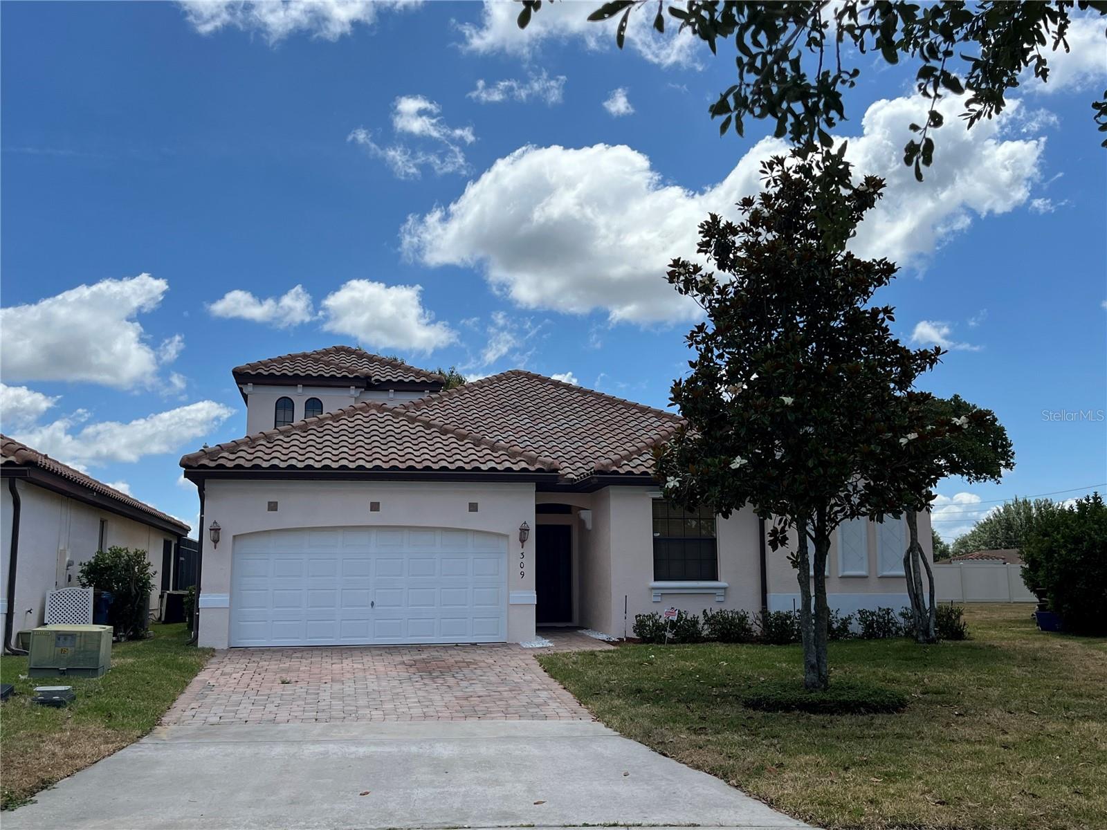 Villa Sorrento Cir, Haines City, FL 33844
