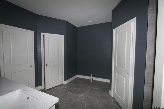 11941 Gillian Ct, House other with 3 bedrooms, 2 bathrooms and null parking in Tyler TX | Image 13