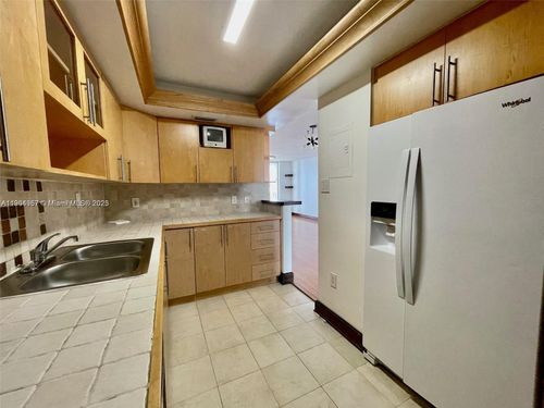 apt-1102-18071 Biscayne Blvd, Aventura, FL, 33160-2512 | Card Image