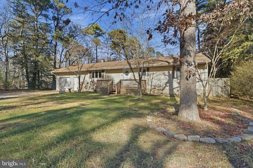 9 Grove Ct, LITTLE EGG HARBOR TWP, NJ, 08087-2112 | Card Image