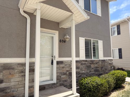 694 Ry Ln, Tooele, UT, 84074-1356 | Card Image