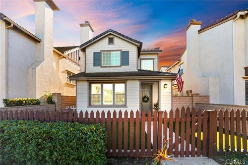 864 Calaveras Way, Corona, CA, 92878-4284 | Card Image