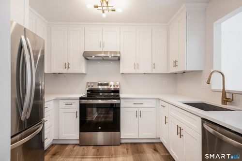 22-14-8 Rose Ln, Danbury, CT, 06811-6721 | Card Image