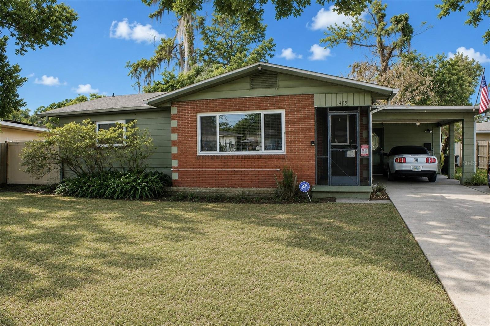 Residential in WINTER HAVEN