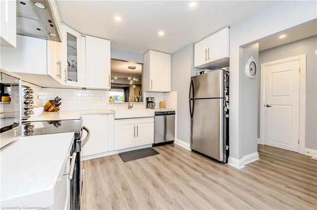 34 - 26 Poplar Dr, Townhouse with 3 bedrooms, 1 bathrooms and 1 parking in Cambridge ON | Image 11