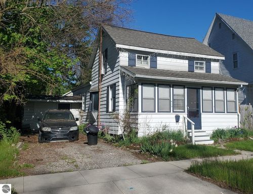 416 S Lansing St, Mt. Pleasant, MI, 48858-2631 | Card Image