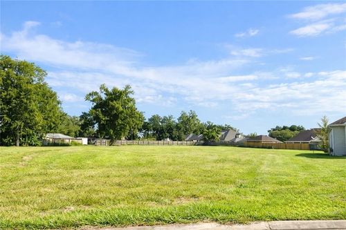 125 Downing Ct, Belle Chasse, LA, 70037-2358 | Card Image