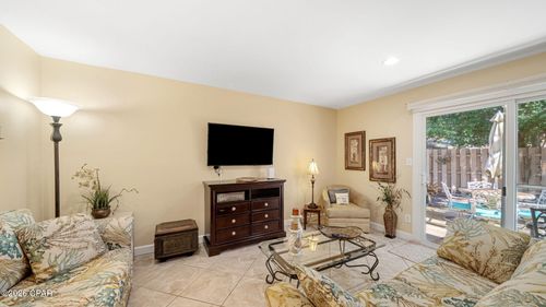 8b5-17462 Front Beach Rd, Panama City Beach, FL, 32413-2083 | Card Image