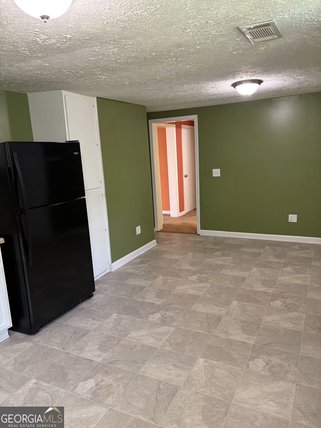 684 S Broad St, House other with 3 bedrooms, 1 bathrooms and null parking in Commerce GA | Image 8