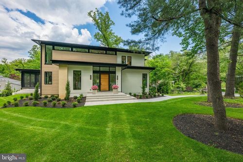 6018 Woodland Ter, MCLEAN, VA, 22101-4224 | Card Image