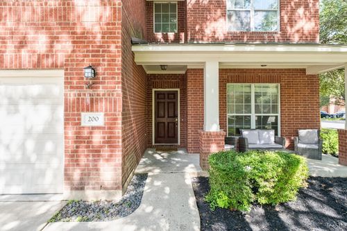 200 Creek Ridge Ln, Round Rock, TX, 78664-7798 | Card Image