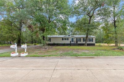 408 Windwood Drive, House other with 3 bedrooms, 2 bathrooms and null parking in Livingston TX | Image 3