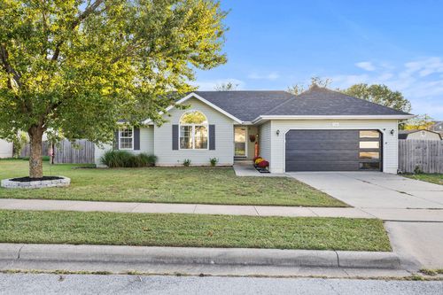 720 N Windmill Pl, Republic, MO, 65738-9144 | Card Image