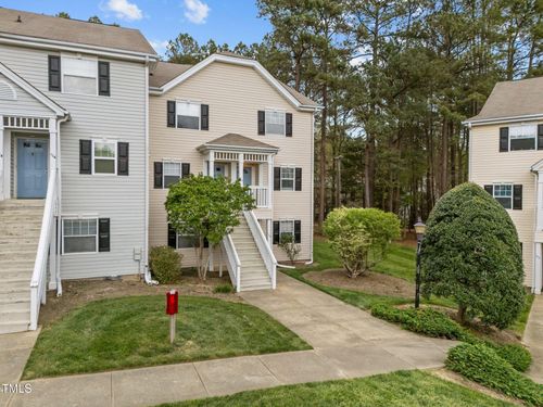 120 Schultz St, Chapel Hill, NC, 27514-1503 | Card Image