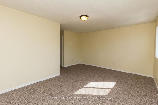 6 Sinclair Crt, Condo with 3 bedrooms, 3 bathrooms and 1 parking in Brampton ON | Image 26