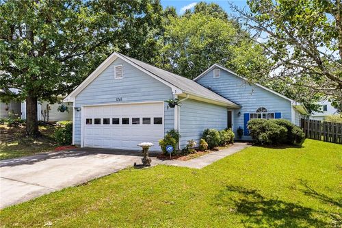 1241 Larkwood Dr, Jonesboro, GA, 30238-8024 | Card Image