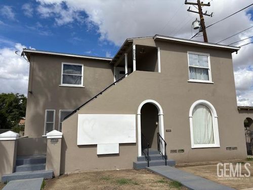 1311 Eye Street, Bakersfield, CA, 93301 | Card Image