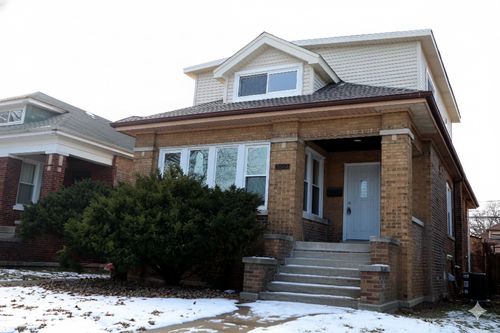 9242 S Throop St, Chicago, IL, 60620-3659 | Card Image
