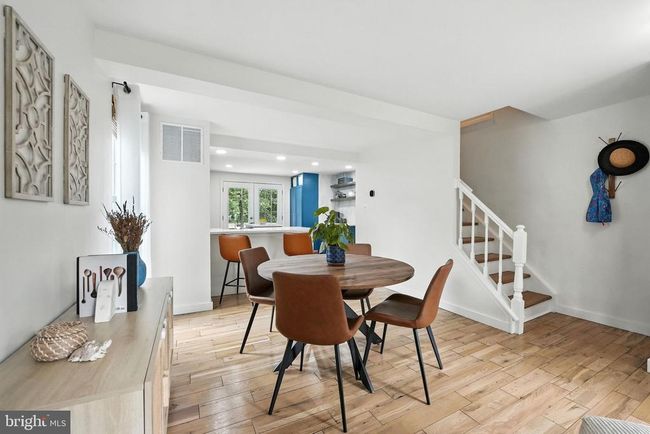 1653 Fieldthorn Dr, Townhouse with 2 bedrooms, 3 bathrooms and null parking in RESTON VA | Image 4