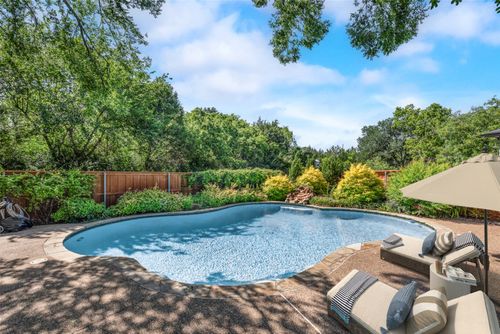 1037 Rosinweed, Mesquite, TX, 75149-7520 | Card Image