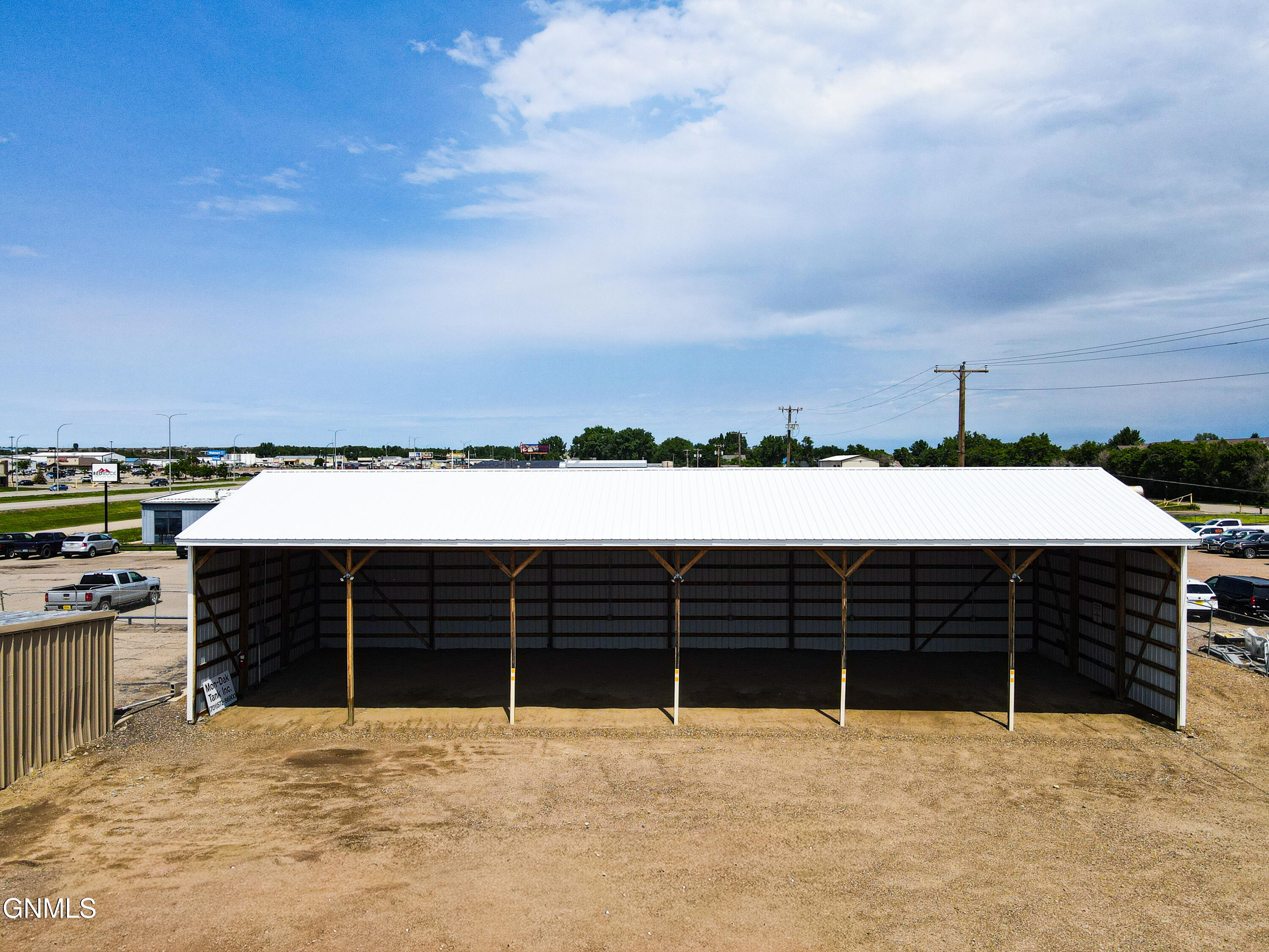 Commercial Lease in Williston 5