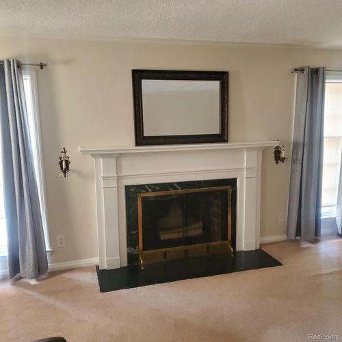 18918 Hartwell St, Detroit, MI, 48235-1347 | Card Image