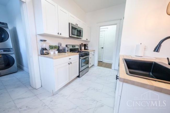791 E Mitchell Ave, Condo with 3 bedrooms, 1 bathrooms and null parking in Cincinnati OH | Image 7