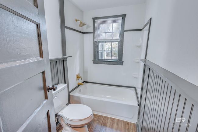 Bathroom | Image 15