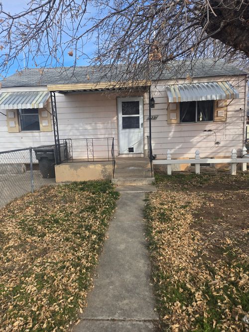 123 5th W, East Carbon, UT, 84520-7709 | Card Image