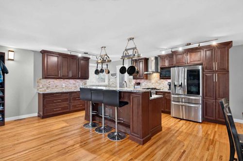 907 Ranchview Cres Nw, Calgary, AB, T3G1A4 | Card Image