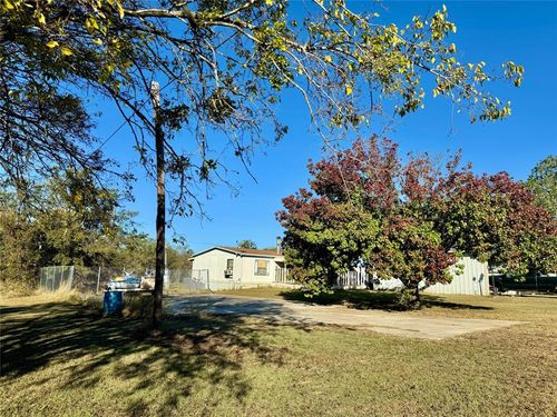 210 7th Street, Blanket, TX, 76432 | Card Image